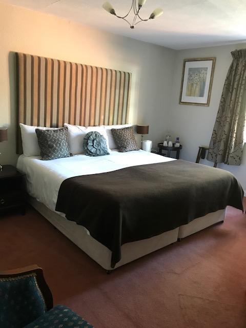 The Pytchley Inn West Haddon Экстерьер фото